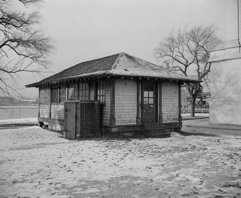 Exterior photograph of the small bungalow that served as Mary Mallon isolation cottage